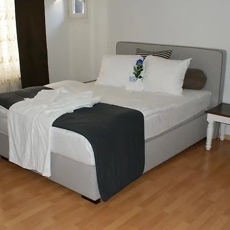 Kränzlin Hotel *